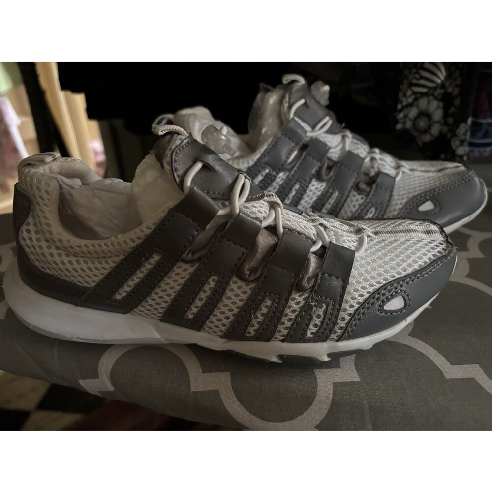 Primus Size 6 Women’s Water Shoes White/Gray